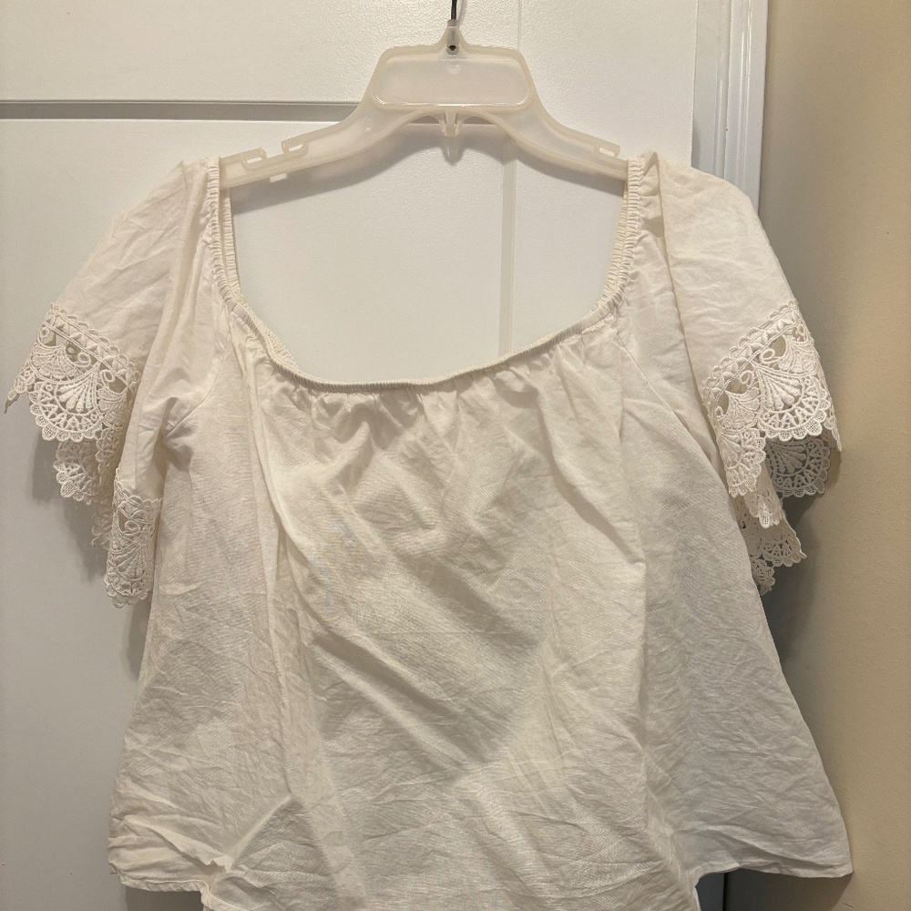 EXPRESS sz L white boho off shoulder lace trim top blouse shirt